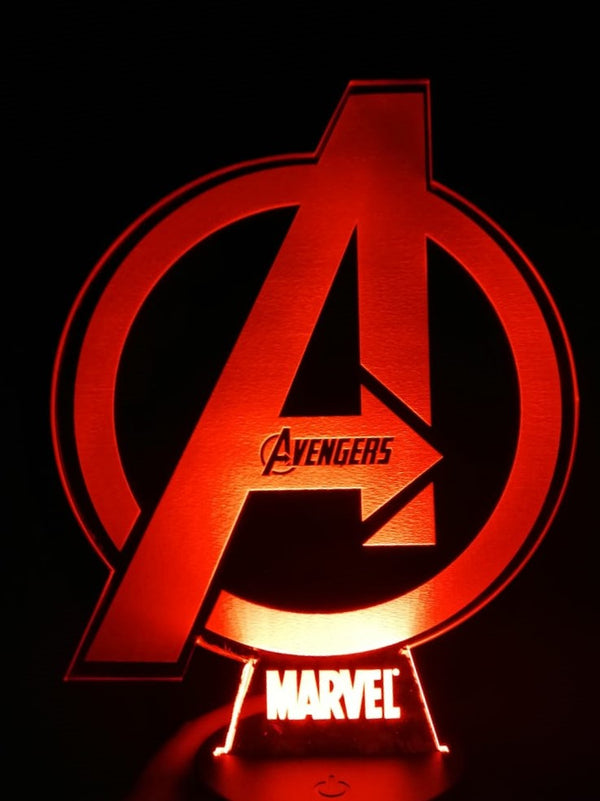 Lámpara Personalizada - Avengers