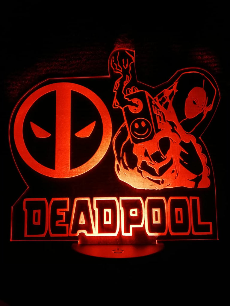 Lámpara personalizada de Deadpool