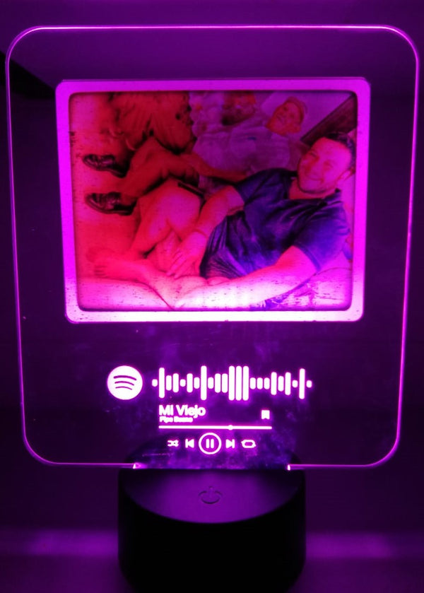 Lámpara personalizada con fotografía y código de música Spotify